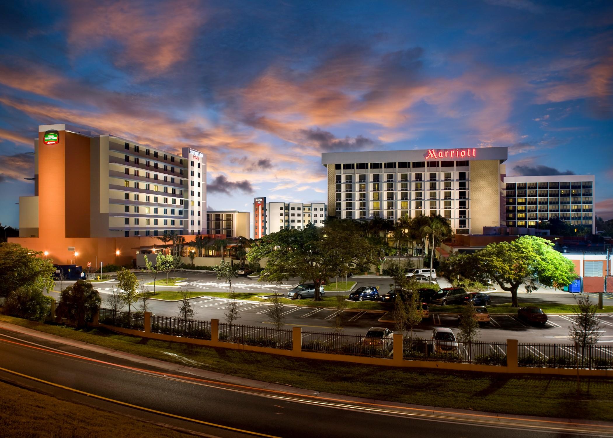 Hotel Miami Airport Marriott Exteriér fotografie